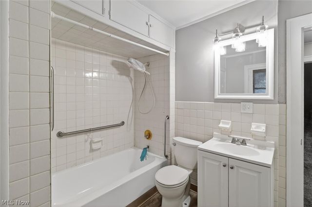 4017 E 144th Street, Cleveland, OH 44128