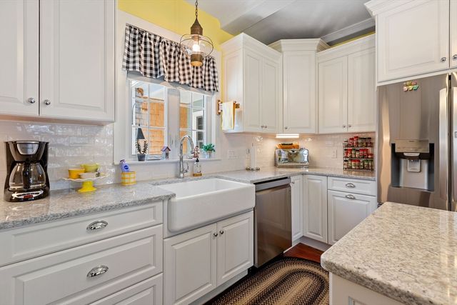 480 Main St, Dennis, MA 02638