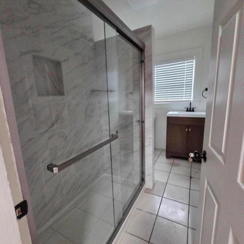 1181 60th Avenue, Oakland, CA 94621