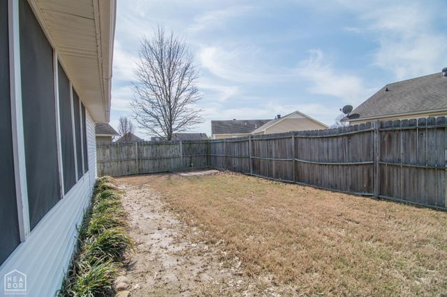 900 Gloucester Drive, Jonesboro, AR 72401