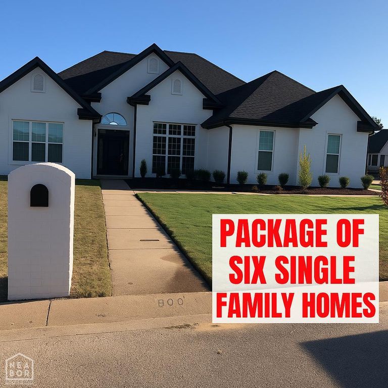 900 Gloucester Drive, Jonesboro, AR 72401