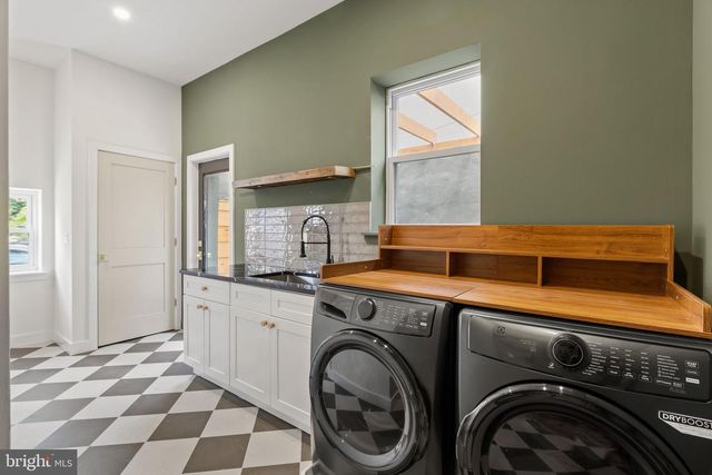 643 MOORE ST, Philadelphia, PA 19148