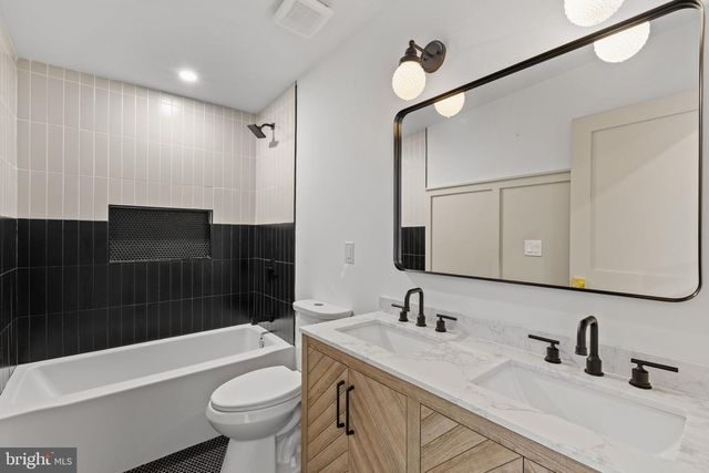 643 MOORE ST, Philadelphia, PA 19148