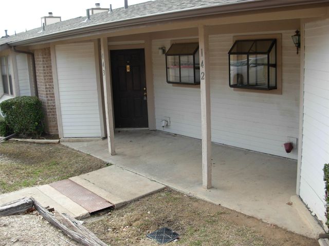143 Henry M Chandler Drive, Rockwall, TX 75032
