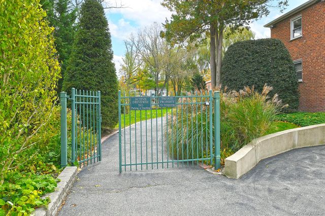 20 Gibson Avenue C-1, Huntington, NY 11743