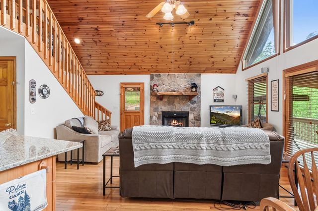 176 New Castle Road, Murphy, NC 28906