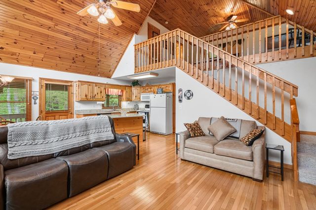 176 New Castle Road, Murphy, NC 28906