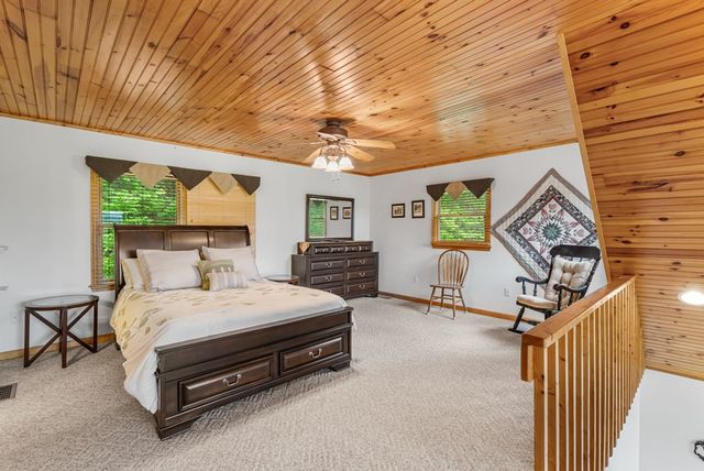176 New Castle Road, Murphy, NC 28906