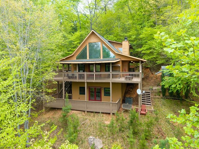 176 New Castle Road, Murphy, NC 28906