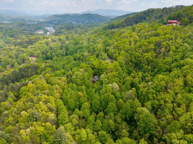 176 New Castle Road, Murphy, NC 28906