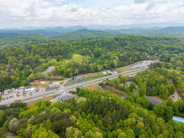 176 New Castle Road, Murphy, NC 28906