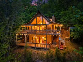 176 New Castle Road, Murphy, NC 28906