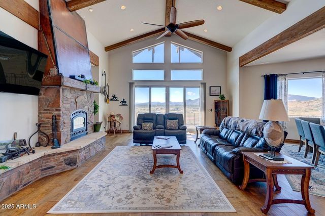 11600 N Cowboy Trail, Prescott, AZ 86305