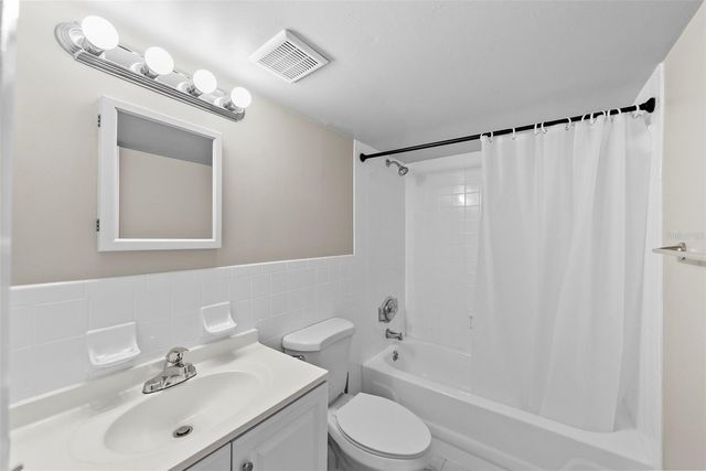 3036 6TH AVENUE N, St Petersburg, FL 33713