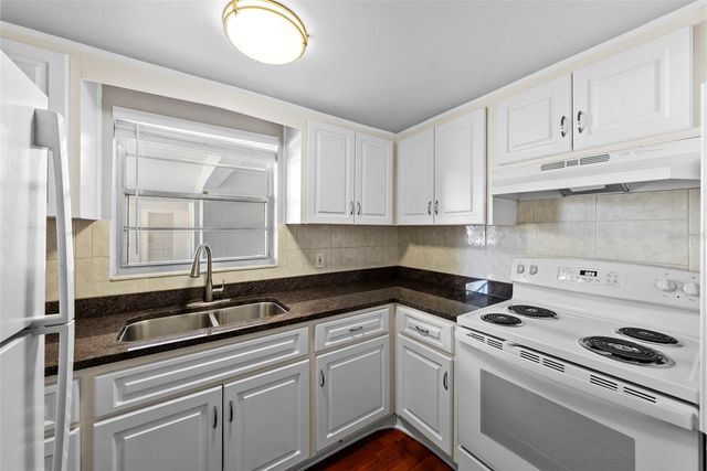 3036 6TH AVENUE N, St Petersburg, FL 33713