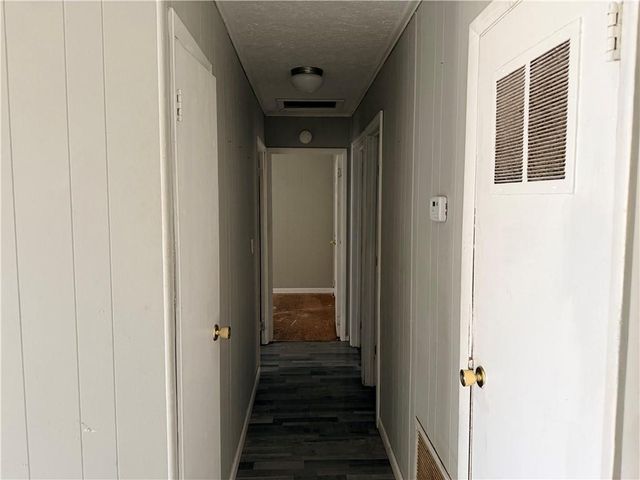 8 Westgate Park Drive, Newnan, GA 30263