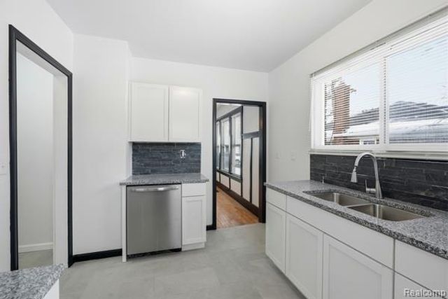 21678 Bennett Street, Detroit, MI 48219