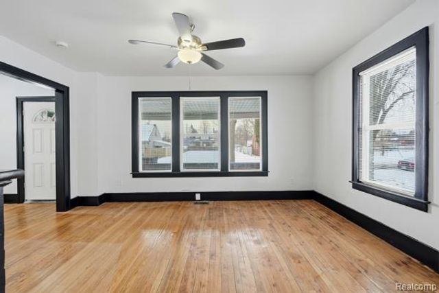 21678 Bennett Street, Detroit, MI 48219