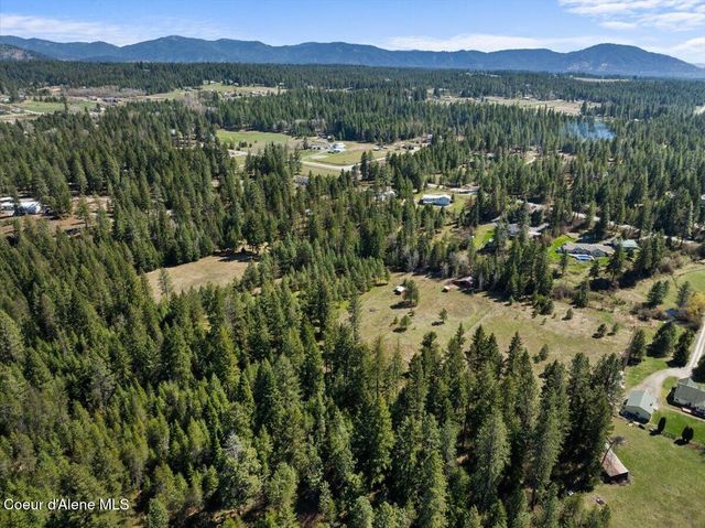 2447 E Garwood Road, Hayden, ID 83835
