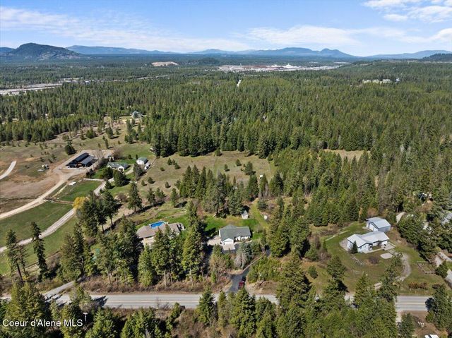 2447 E Garwood Road, Hayden, ID 83835