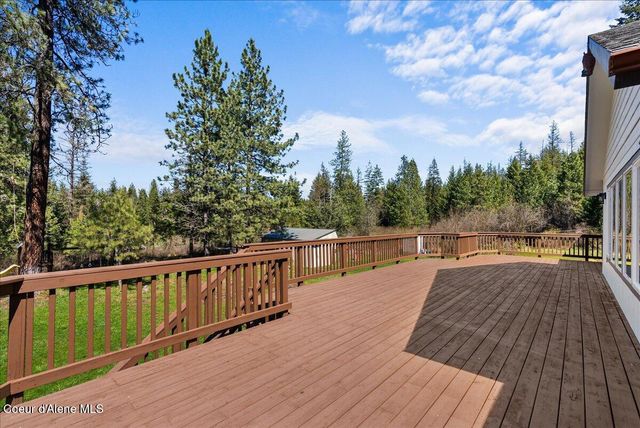 2447 E Garwood Road, Hayden, ID 83835