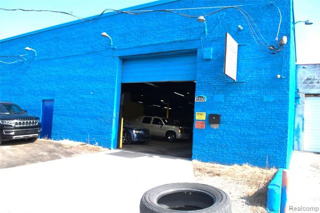 9350 NE Freeland Street, Detroit, MI 48228