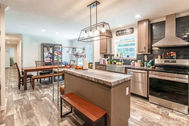 2541 Rocky Creek Road, Chester, SC 29706