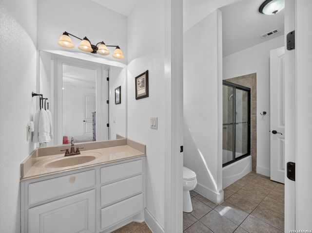2131 Owl Branch, Canyon Lake, TX 78133
