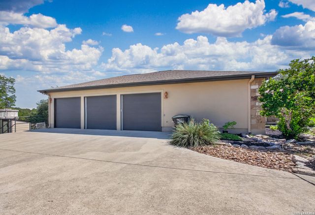2131 Owl Branch, Canyon Lake, TX 78133