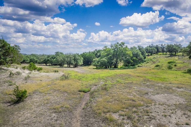 2131 Owl Branch, Canyon Lake, TX 78133