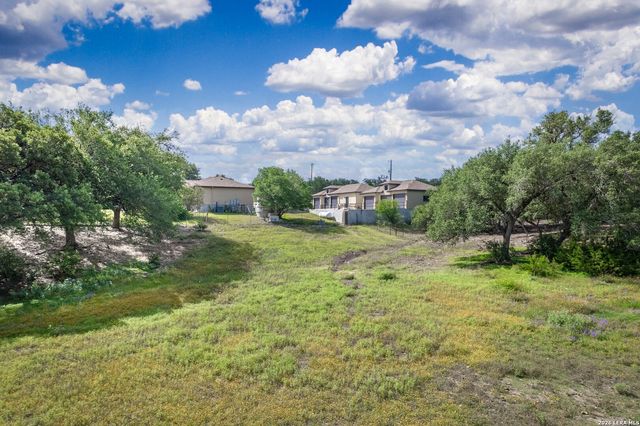 2131 Owl Branch, Canyon Lake, TX 78133