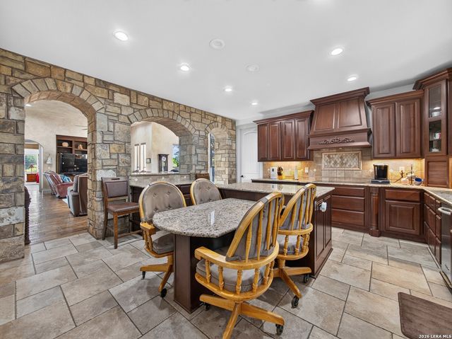 2131 Owl Branch, Canyon Lake, TX 78133