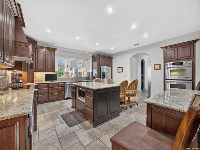 2131 Owl Branch, Canyon Lake, TX 78133