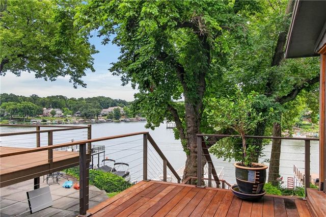 31 H Street, Lake Lotawana, MO 64086