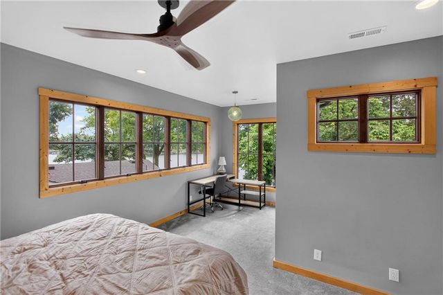 31 H Street, Lake Lotawana, MO 64086