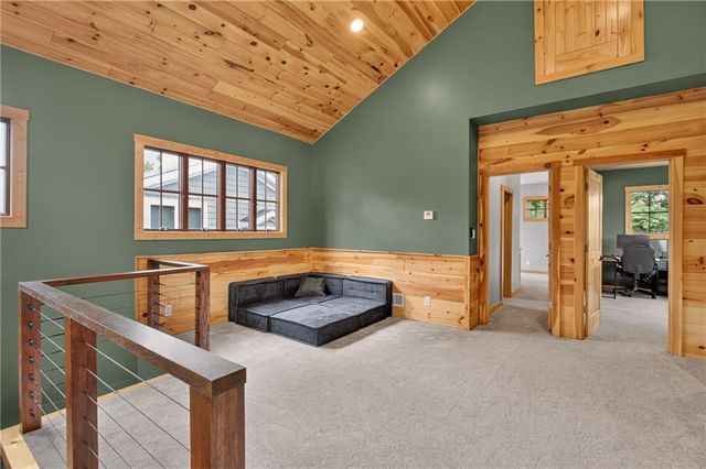 31 H Street, Lake Lotawana, MO 64086