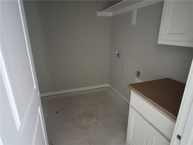 5010 N 146th Street, Basehor, KS 66007
