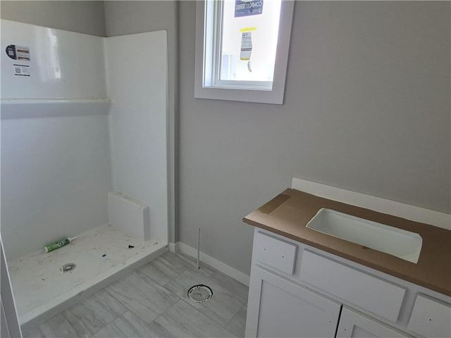 5010 N 146th Street, Basehor, KS 66007