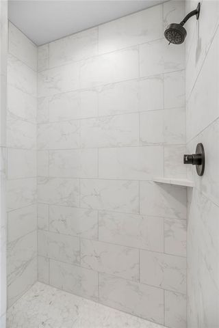 5010 N 146th Street, Basehor, KS 66007