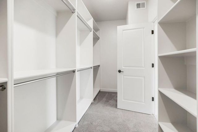 5010 N 146th Street, Basehor, KS 66007