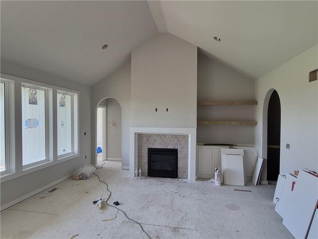 5010 N 146th Street, Basehor, KS 66007