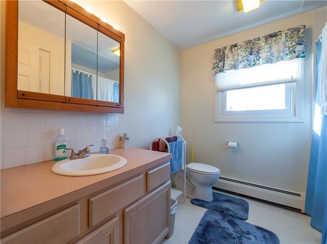 88 Greene Street, East Greenwich, RI 02818