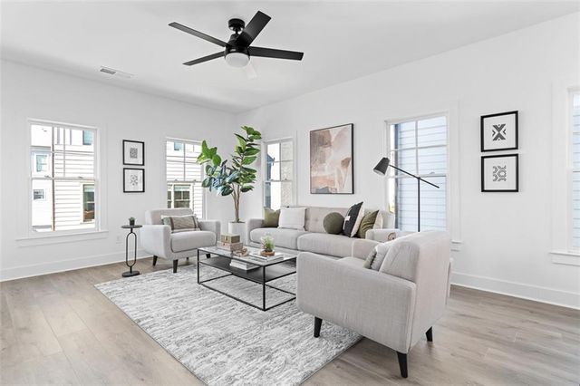 3311 Stillwood Drive, Hapeville, GA 30354