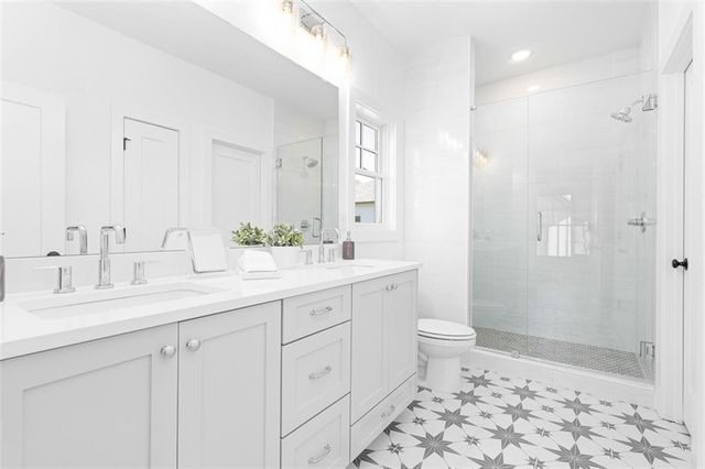 3311 Stillwood Drive, Hapeville, GA 30354