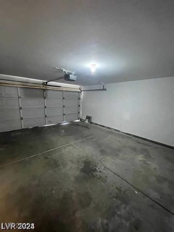 9617 Pine River Lane, Las Vegas, NV 89123