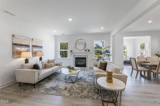 250 Tidal Pool Way, Cary, NC 27519