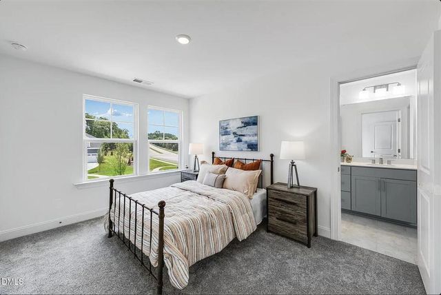 250 Tidal Pool Way, Cary, NC 27519