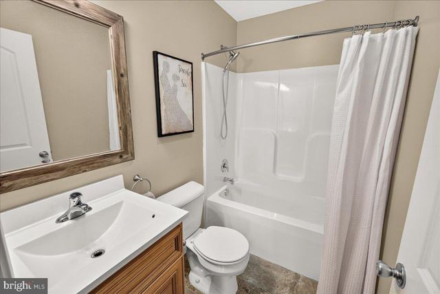 207 SANDPIPER LN, Shepherdstown, WV 25443