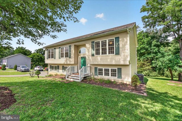 207 SANDPIPER LN, Shepherdstown, WV 25443