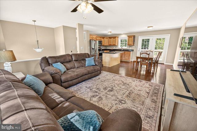 207 SANDPIPER LN, Shepherdstown, WV 25443